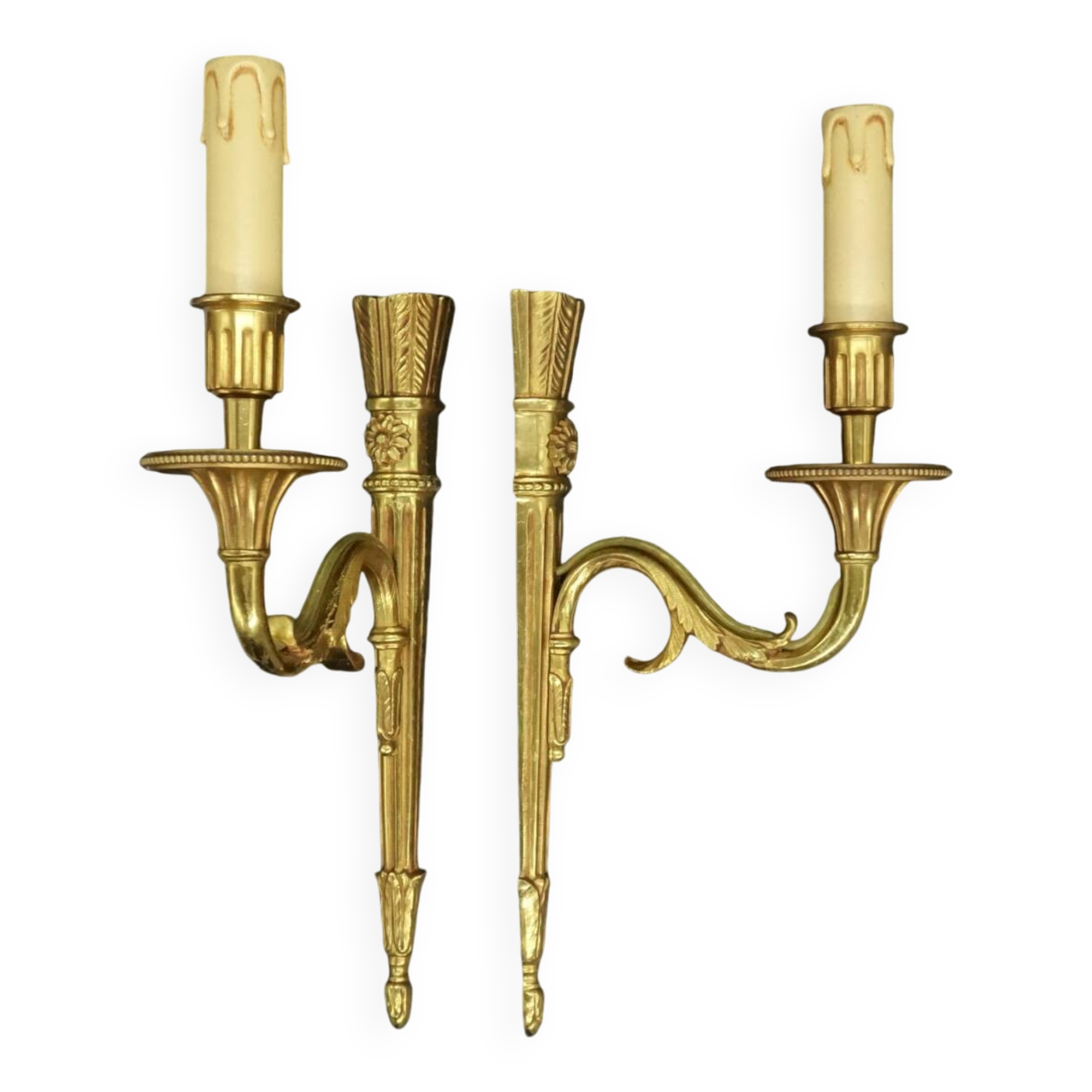 Pair of large Louis XVI style quiver sconces from Lucien GAU - gilded bronze