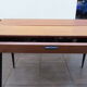 Tricoteuse scandinave pieds compas console vintage
