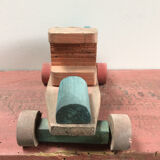 Jouet camion en bois bleu 50's