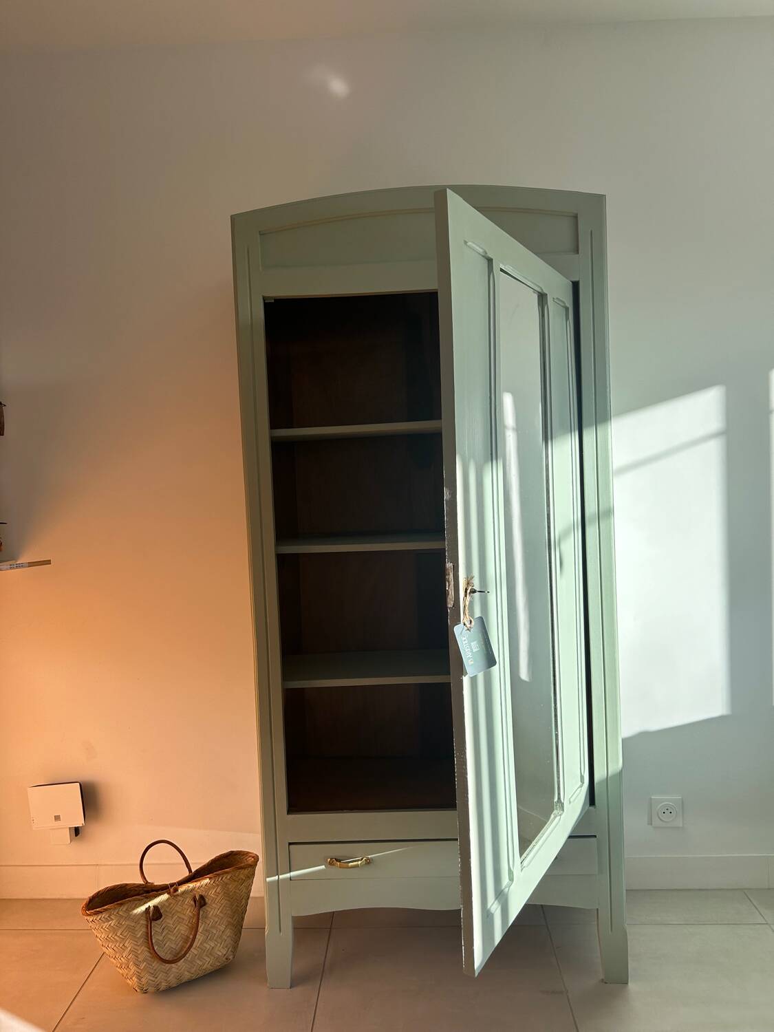 Armoire Parisienne