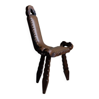 Carved wooden tripod chair with leather seat, Wabi Sabi, early 20th century.