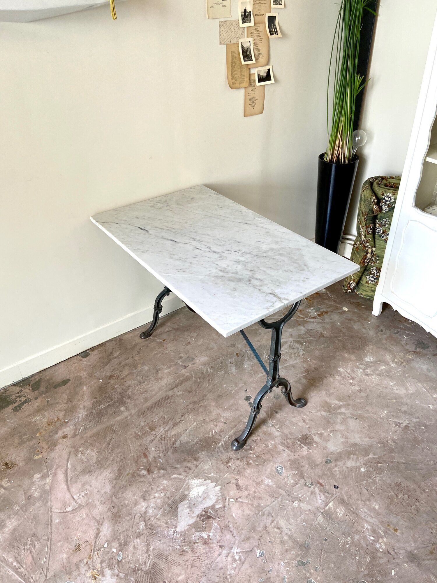 Table bistrot godin en fer forgé et marbre gris, 100 x 60 cm