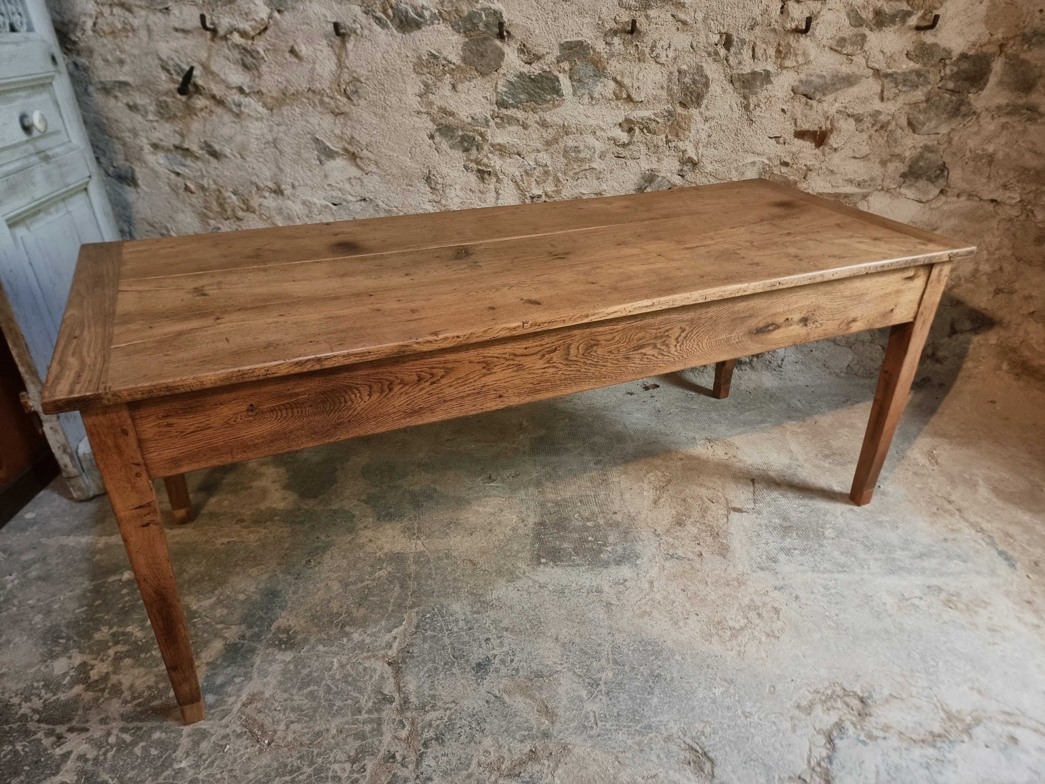 Old oak farmhouse table, dining table, Auvergne, circa 1750–1800