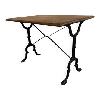 Table bistrot pieds fonte