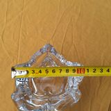 Cendrier en verre en forme de feuille