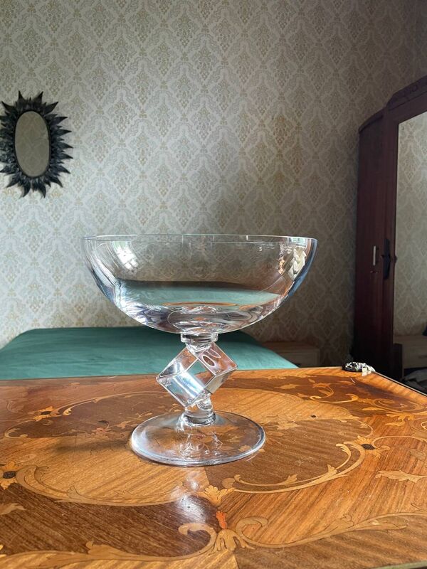 Coupe Cristal Moderniste 1960s - Pied Cube Géométrique Aplati - Style