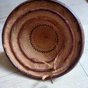 Chapeau africain ancien artisanal