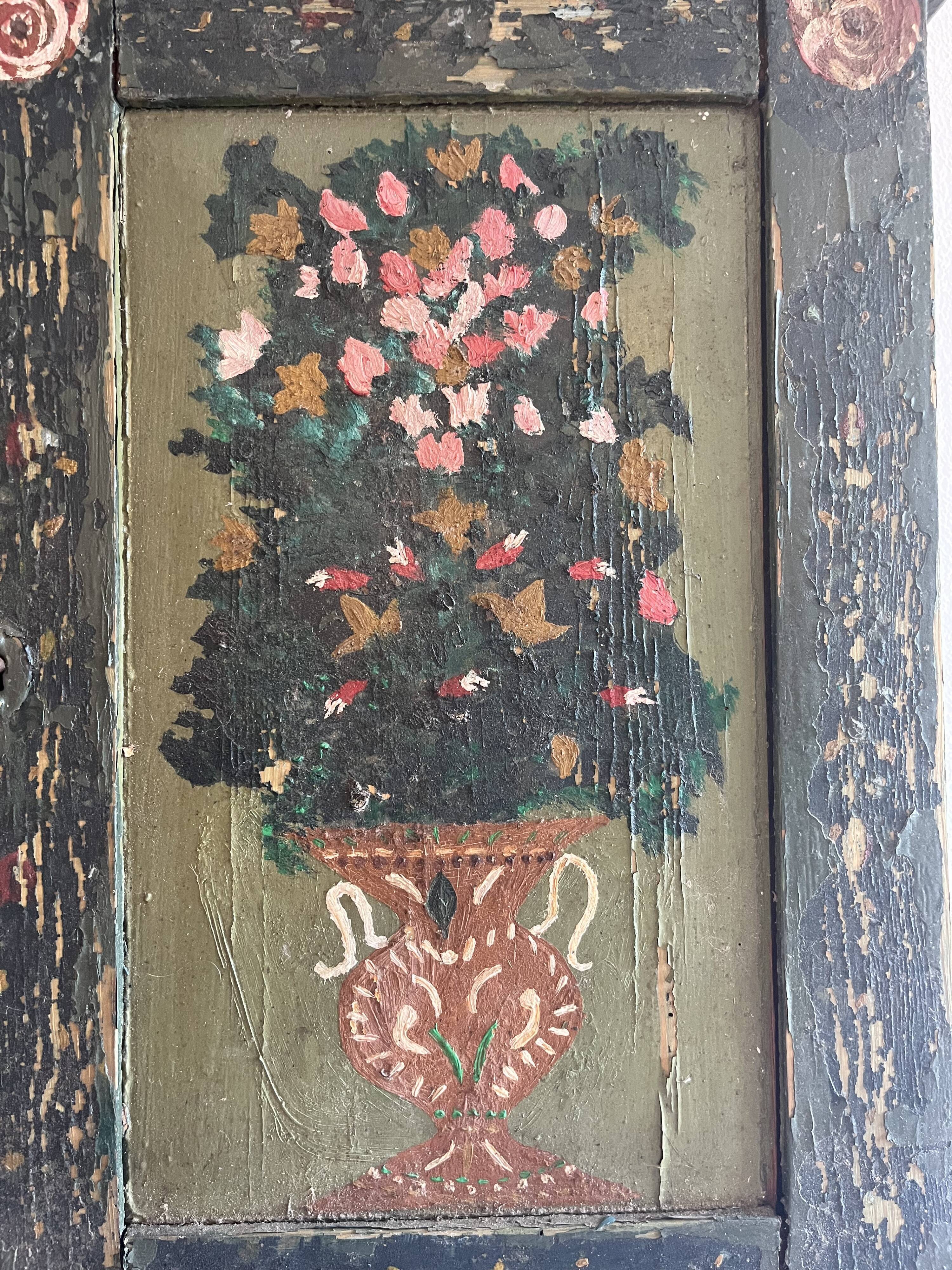 Armoire murale ancienne