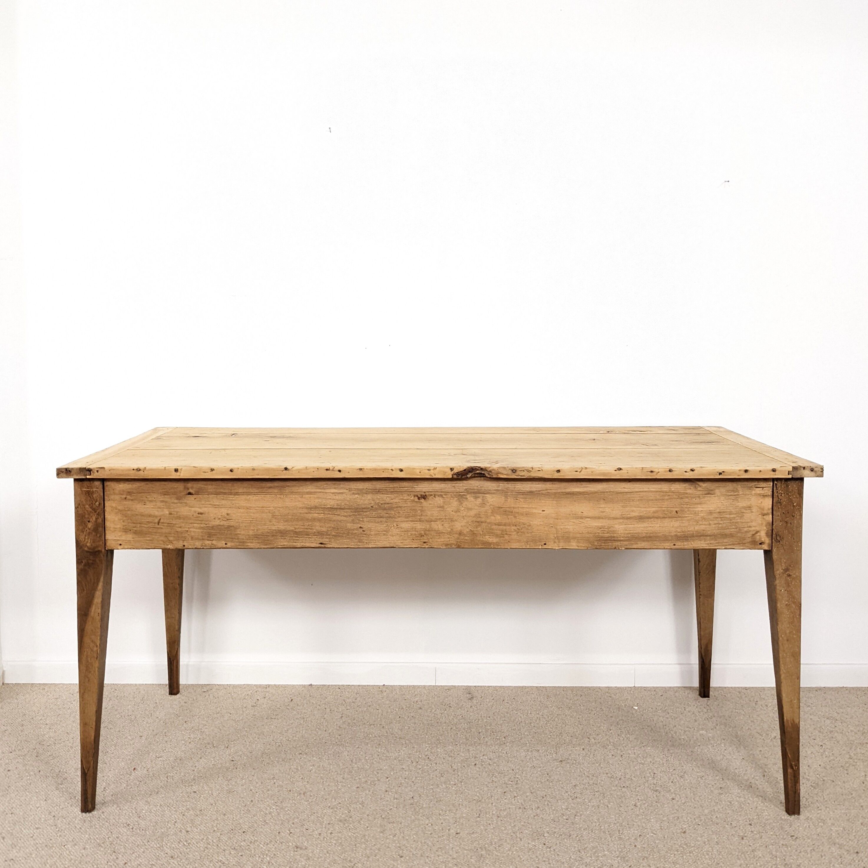 Farmhouse table