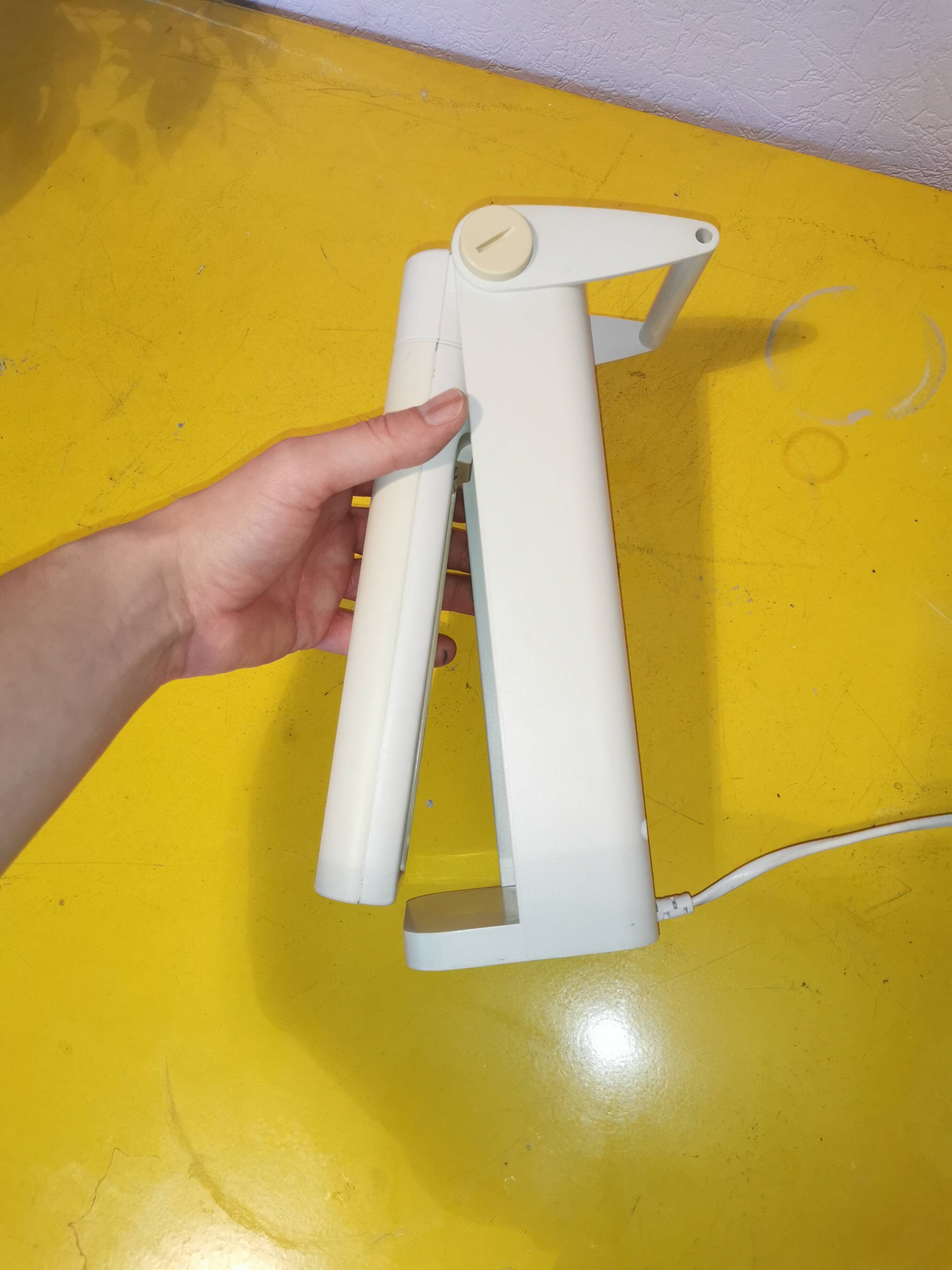 Postmodern foldable lamp, 1980