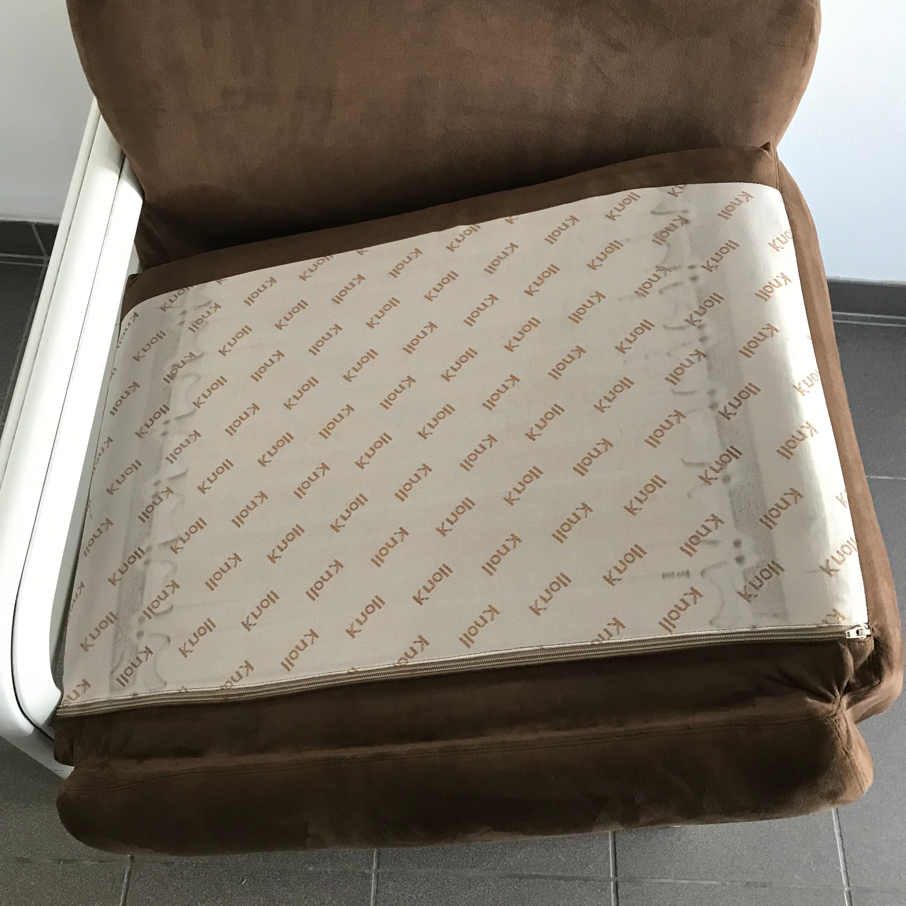 Gae Aulenti armchair for Knoll