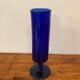 Vase en verre soufflé bleu