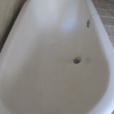 Antique cast iron bathtub