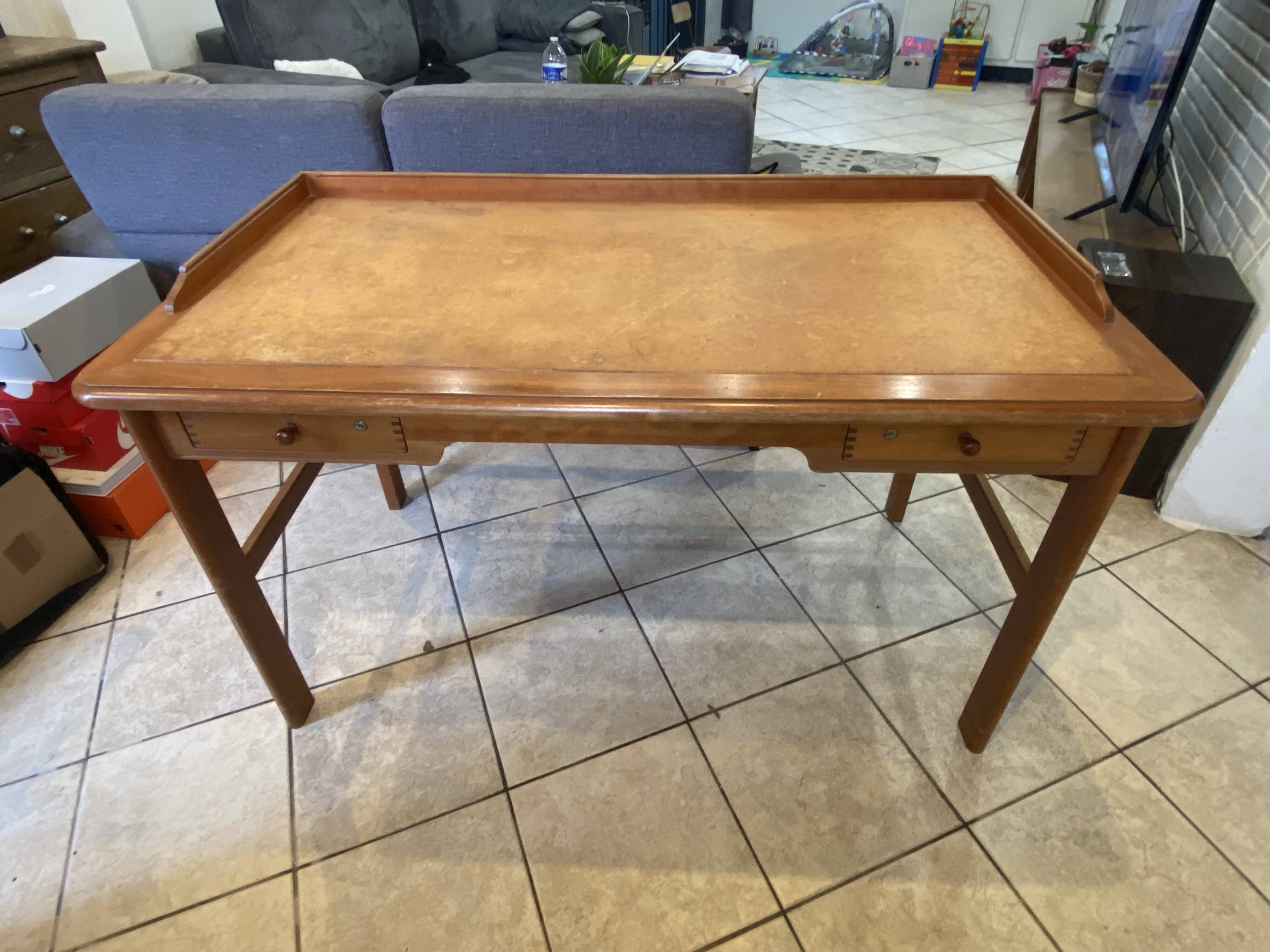 Bureau Andreas Hansen pour Hadsten Traeindustri Denmark 1994