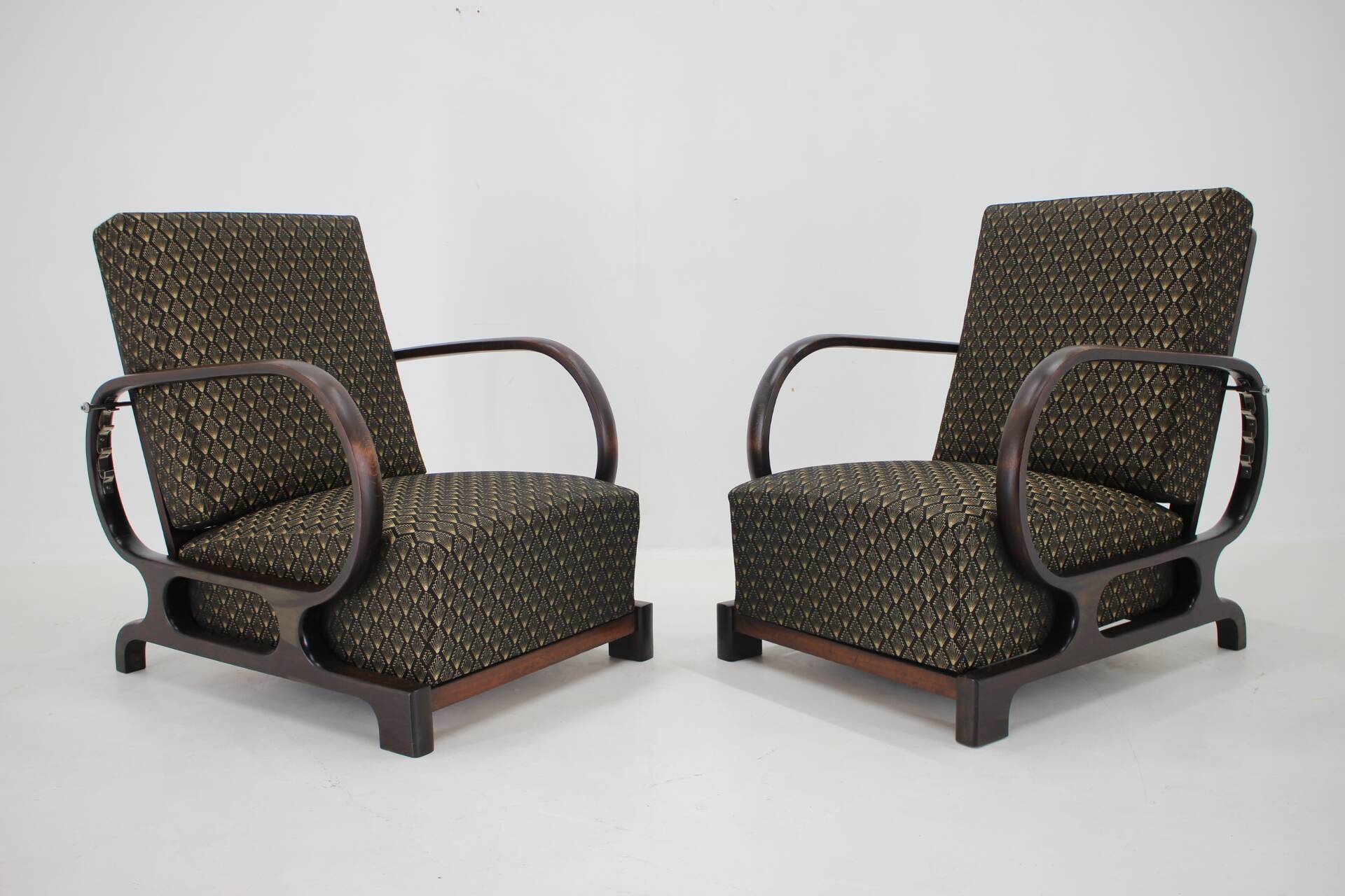 1930s Pair of Restored Art Deco Adjustable Armchairs, Czechoslovakia