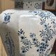Large baluster vase with parrot - Holland, Delft 19th century