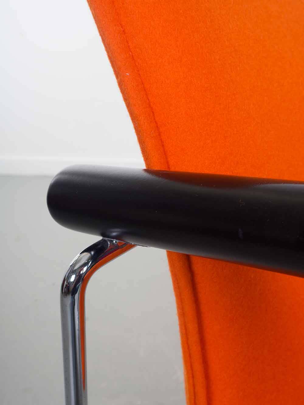 Thonet chair – Wulf Schneider & Ulrich Böhme