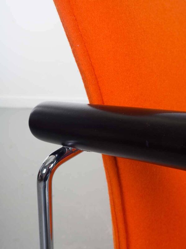 Thonet chair – Wulf Schneider & Ulrich Böhme