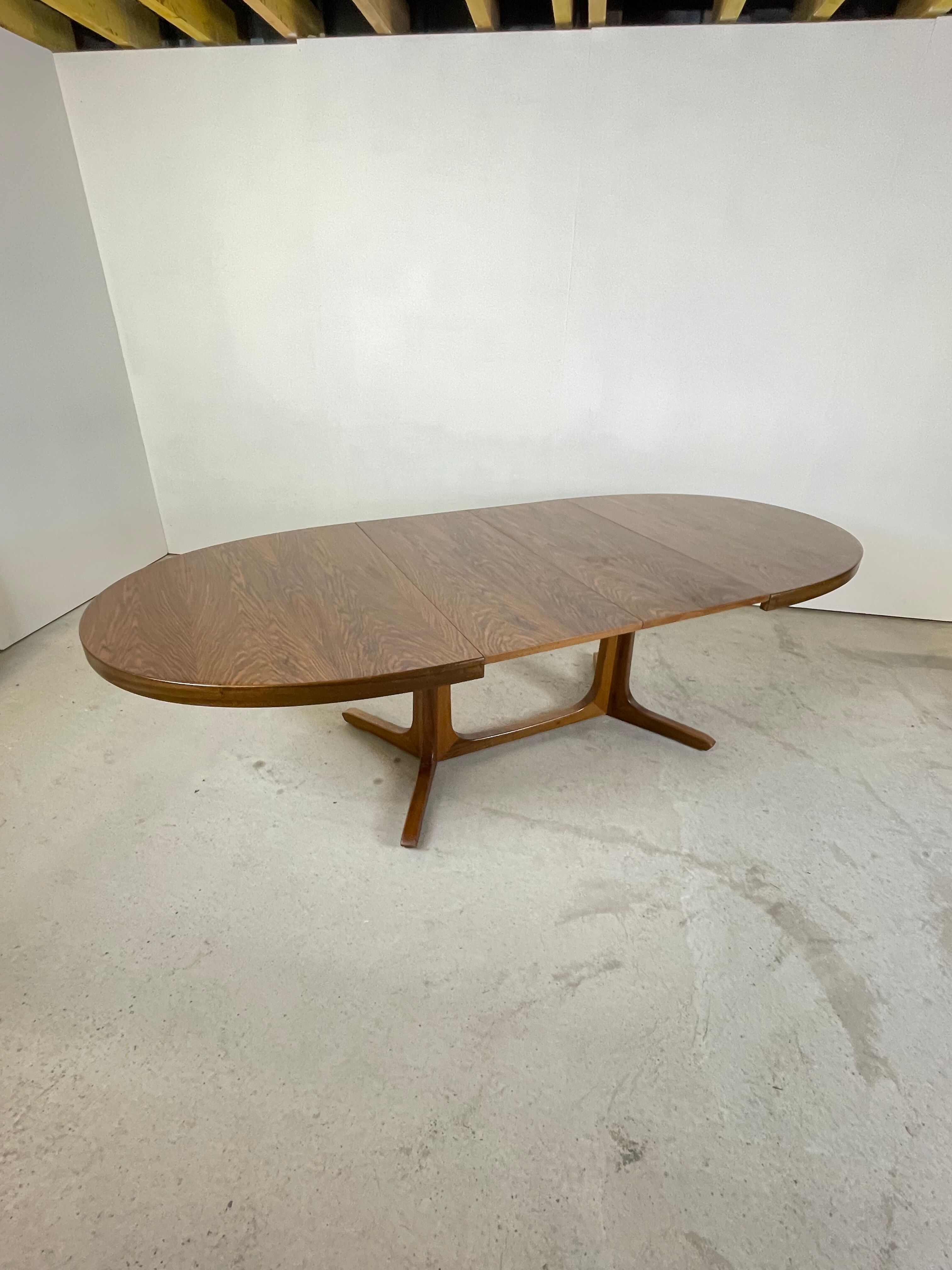 Large rosewood baumann table