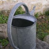 Zinc watering can