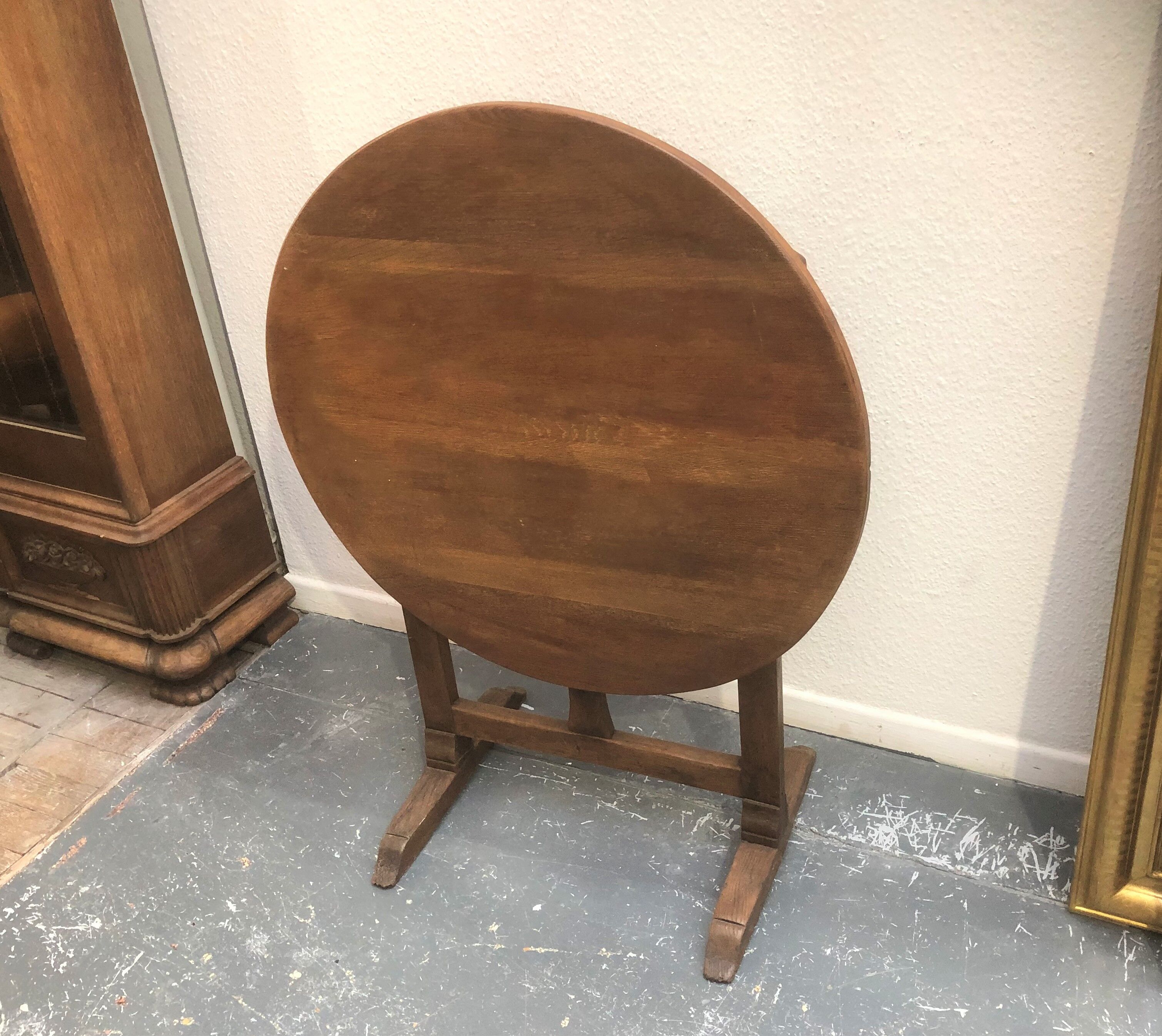 Table Vigneronne ronde ancienne en chêne Bois Massif Pliante