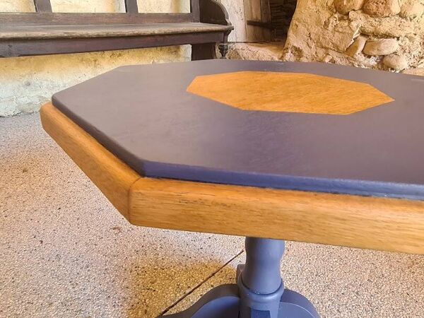Table basse en bois octogonale, pied central