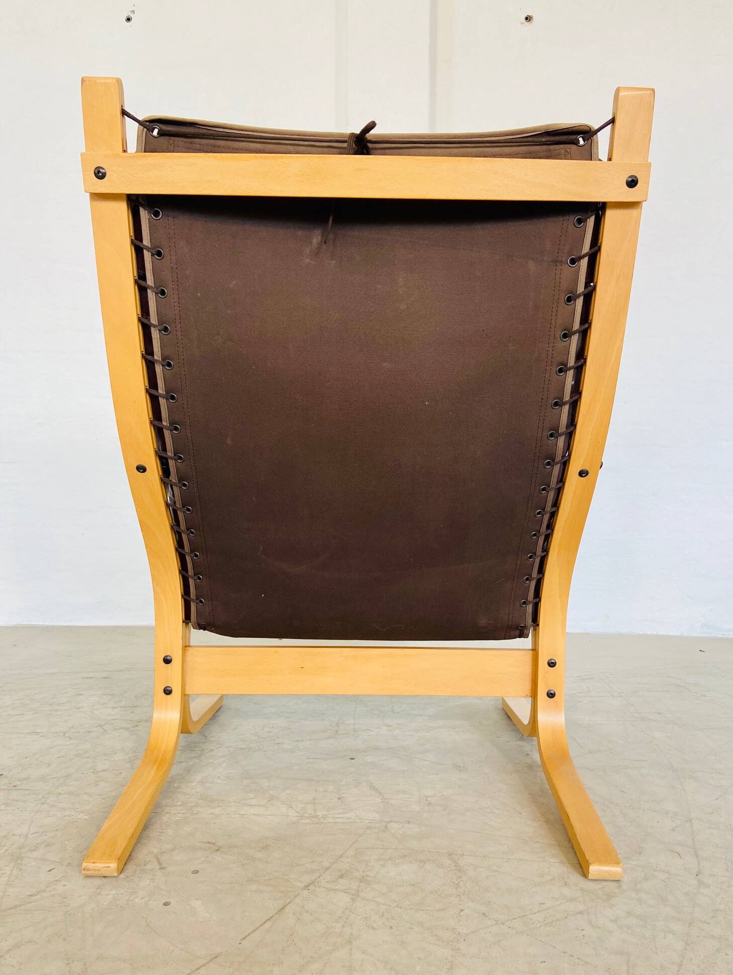 Vintage mid-century scandinavian brown leather lounge chair by ingmar relli