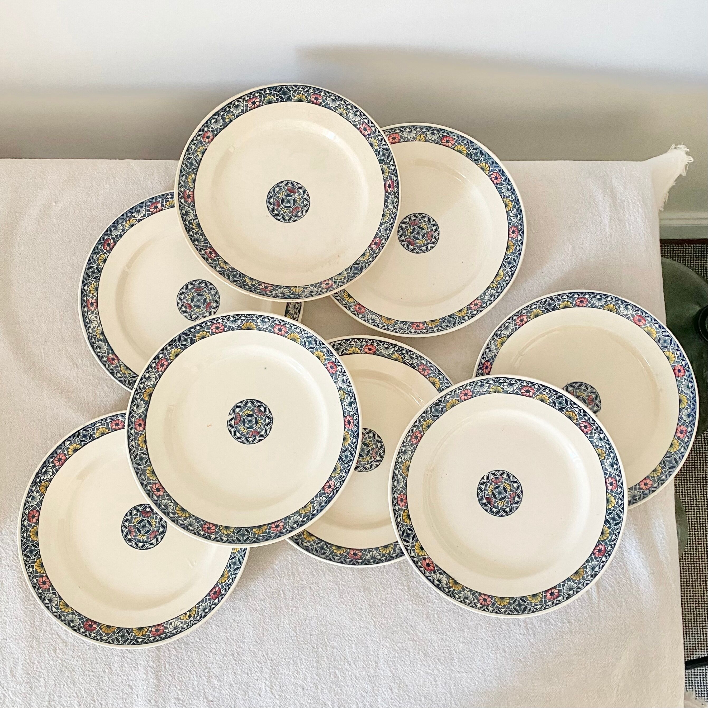 Flat plates iron earth Longchamp "Manon"