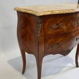 Curved chest of drawers