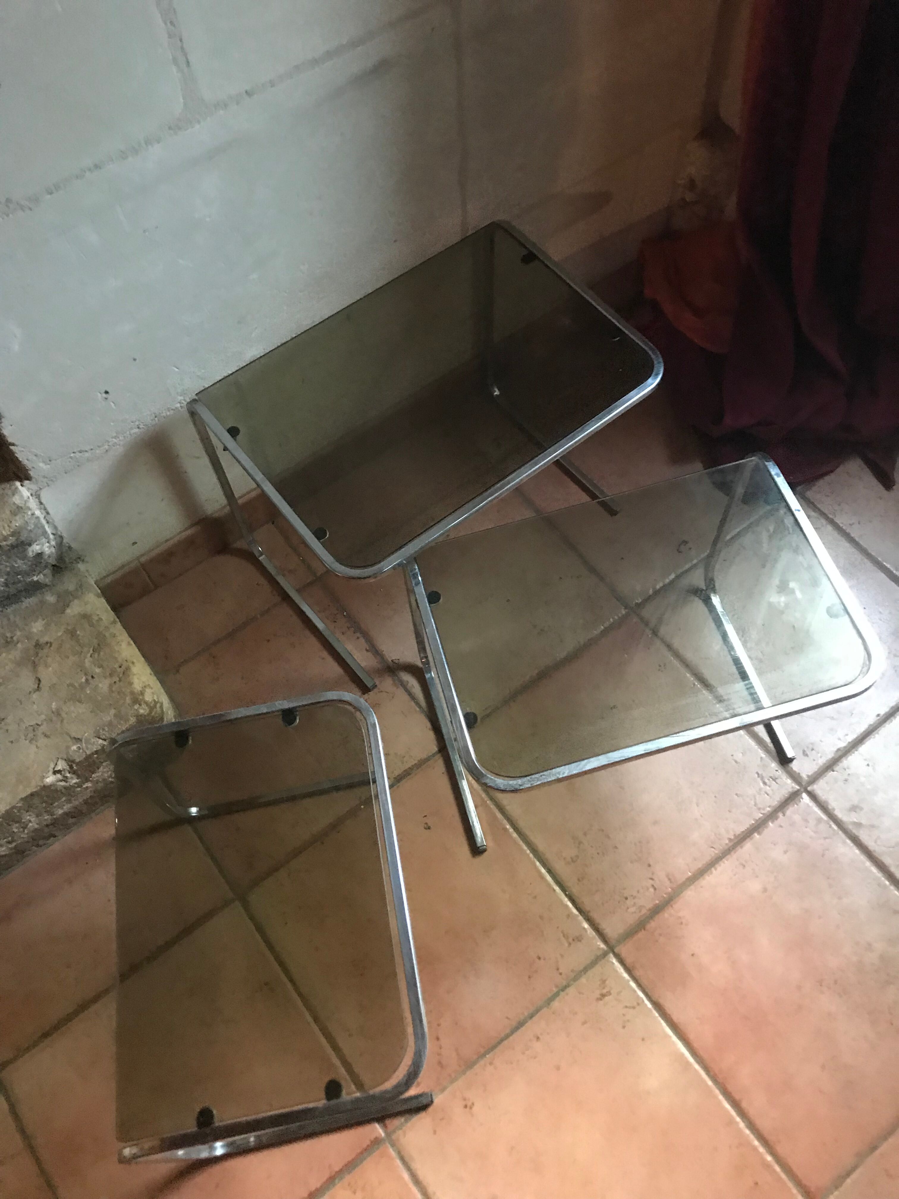 Vintage nesting coffee tables