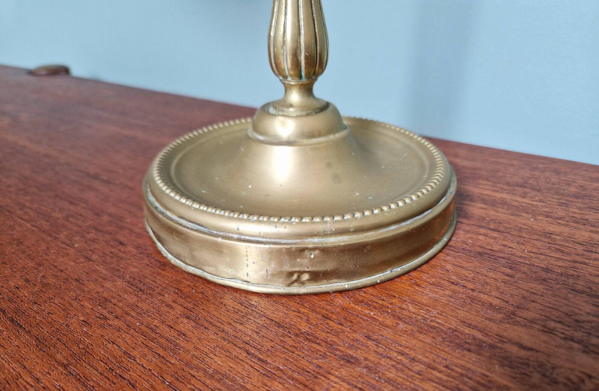 Art Deco desk lamp in brass and satin glass, 1920s-30s