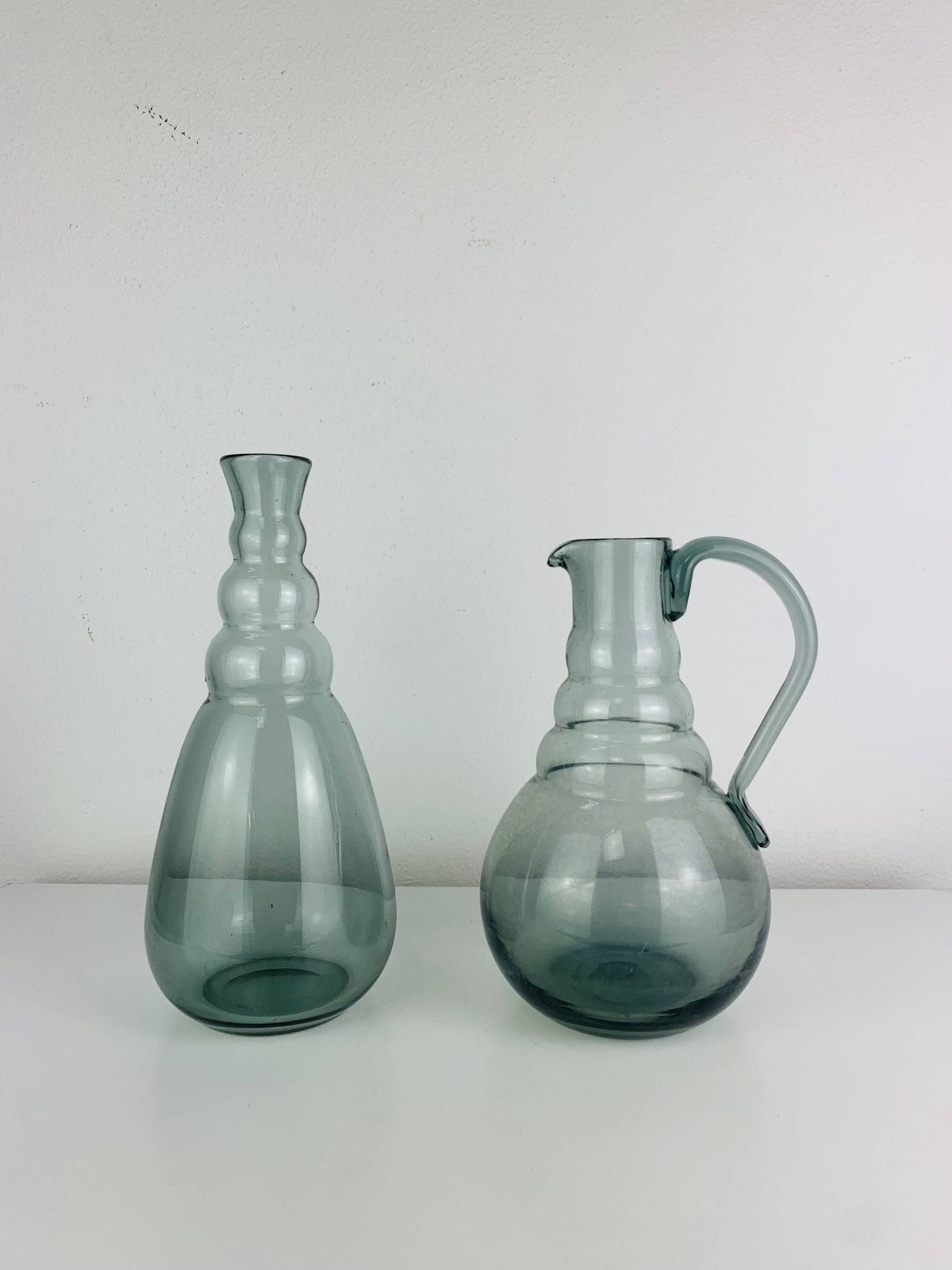 Pair of Daum Nancy carafes, Art Deco