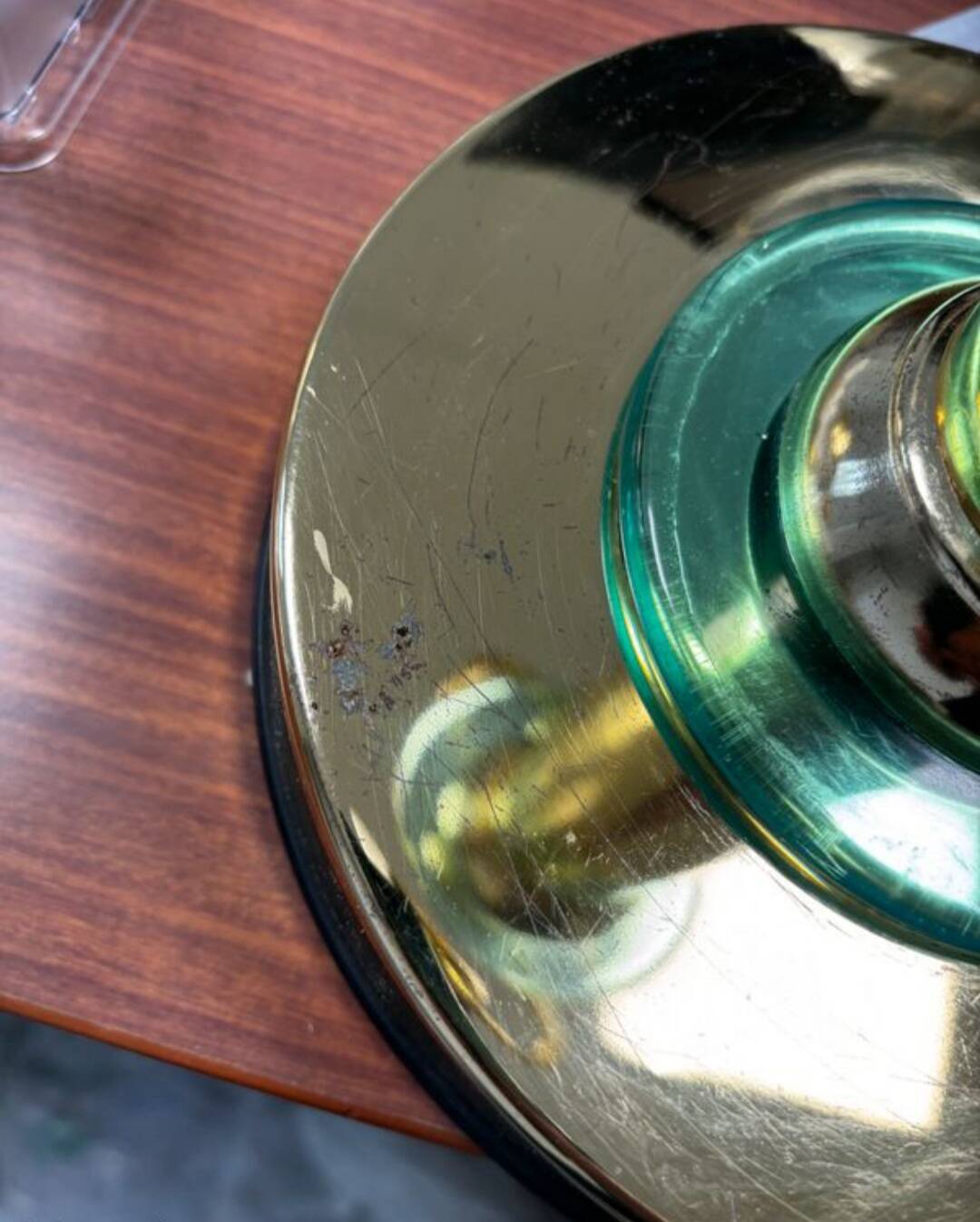 Banker mushroom desk lamp