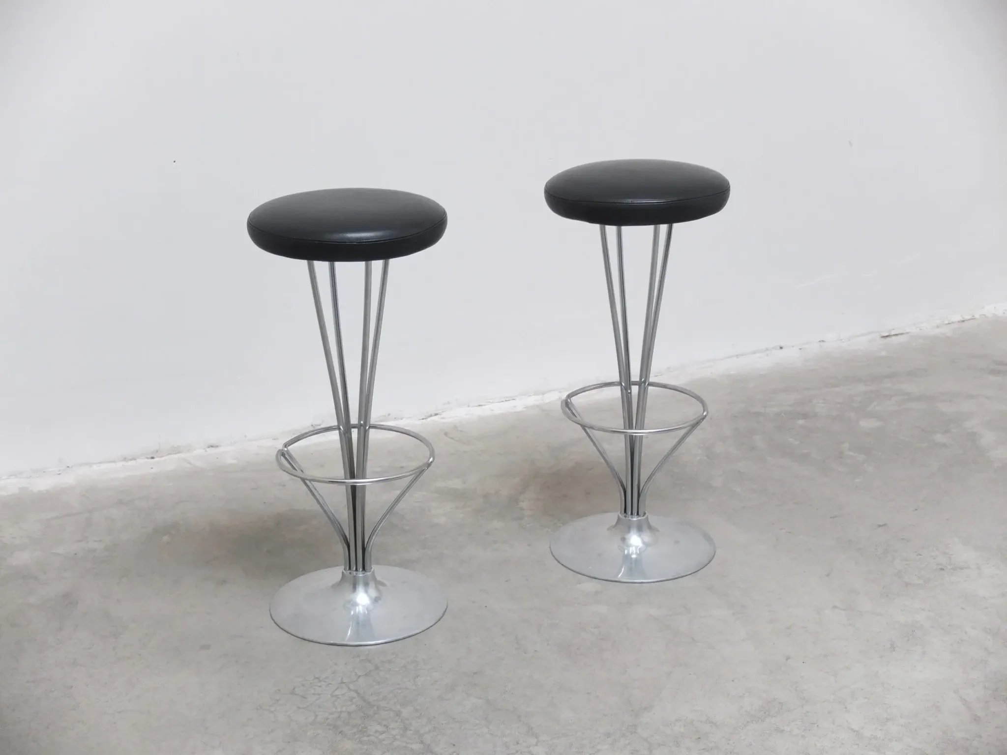 Danish modern pair of bar stools by Piet Hein for Fritz Hansen, 1960s