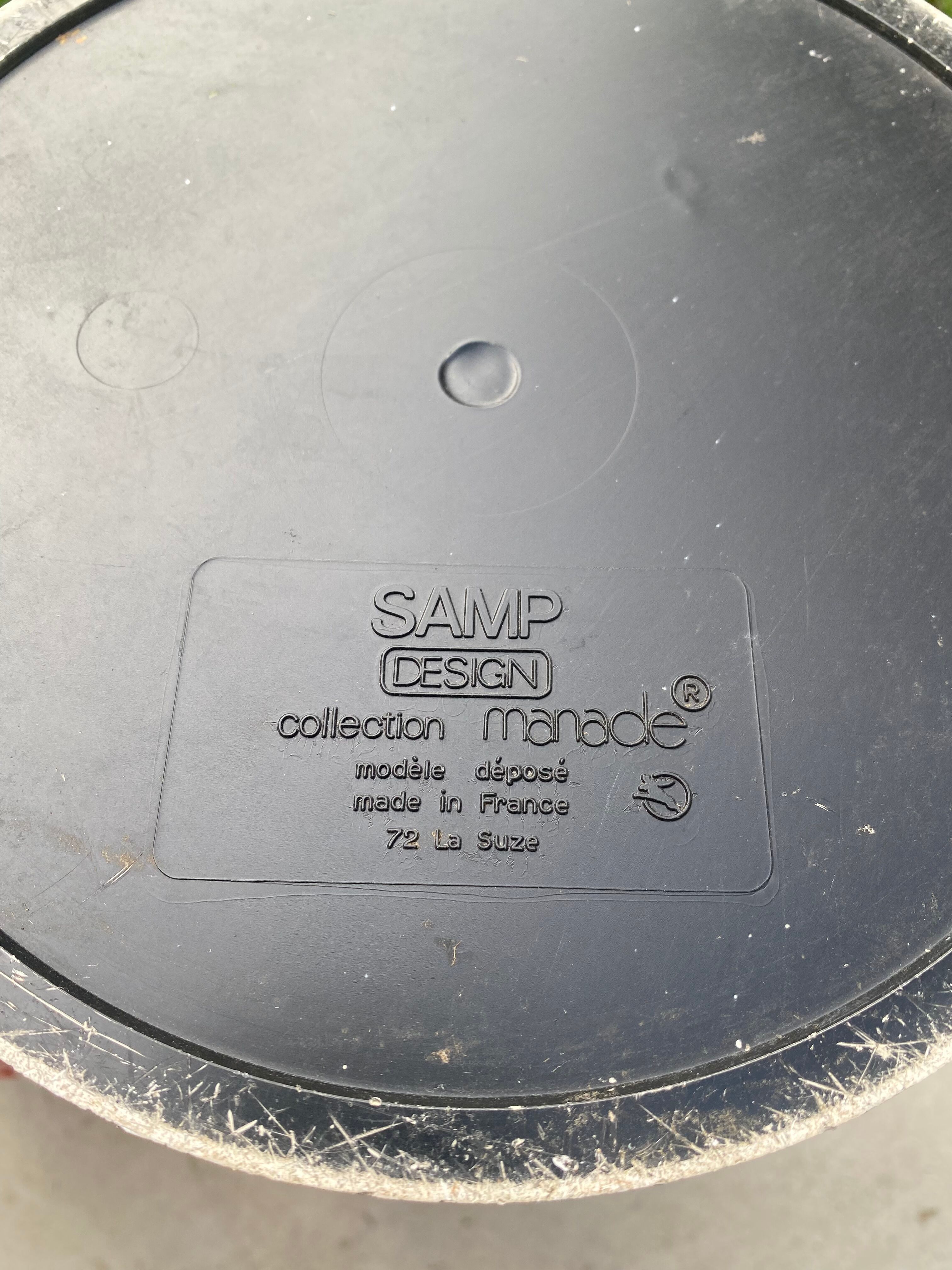 Ashtray umbrella holder