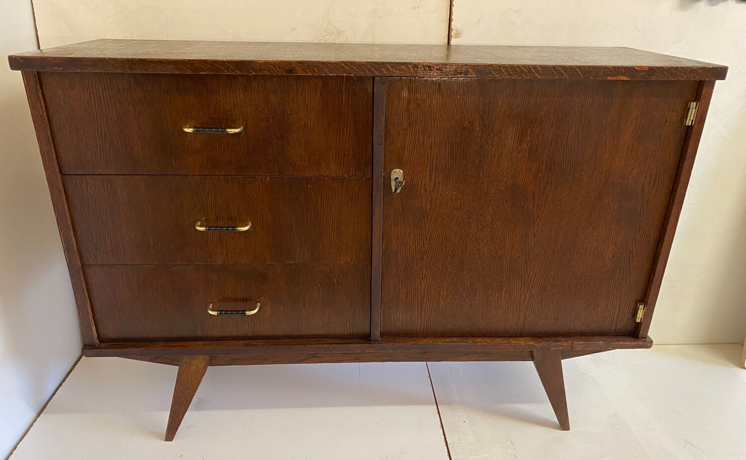 Enfilade vintage pieds compas de 1958