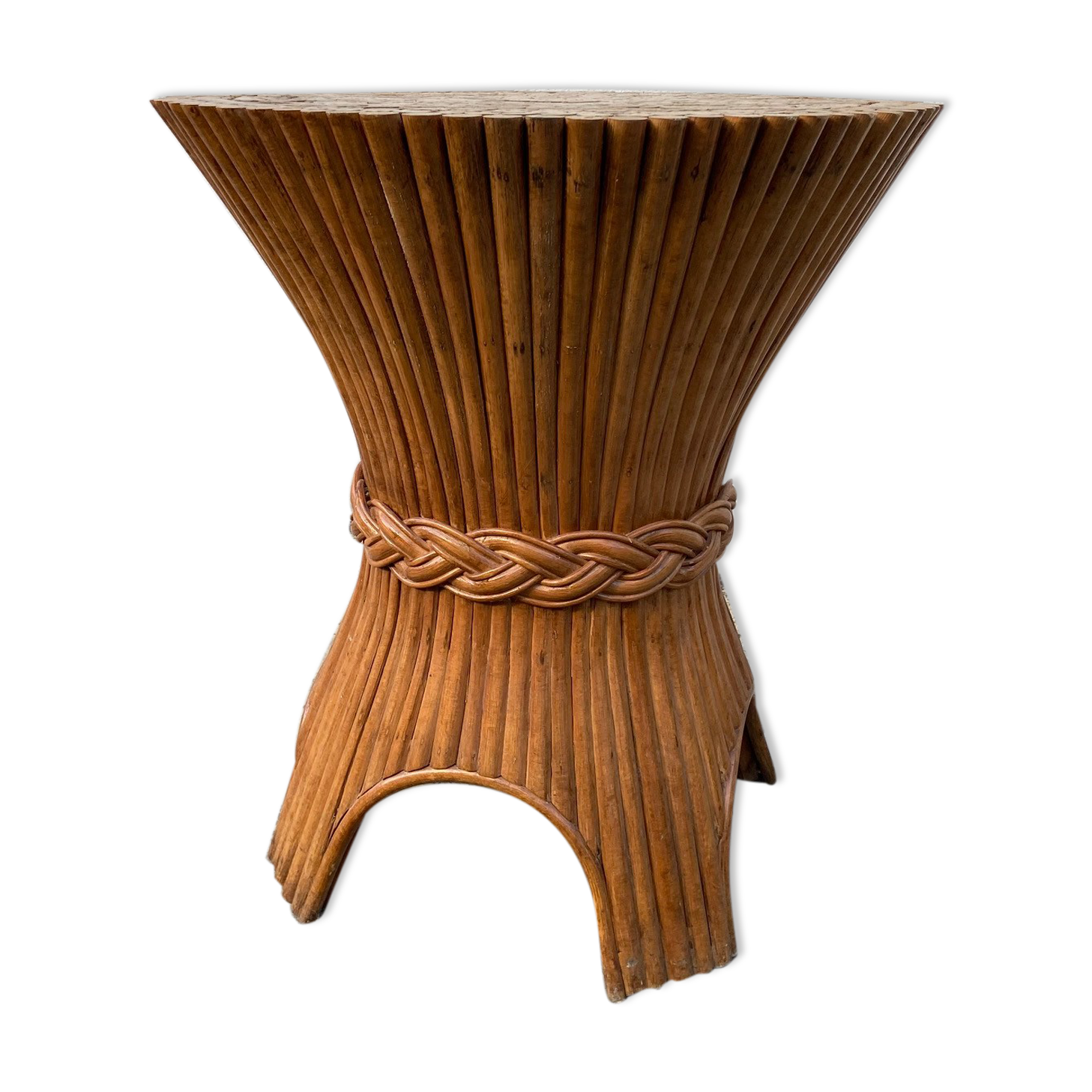 Bamboo pedestal
