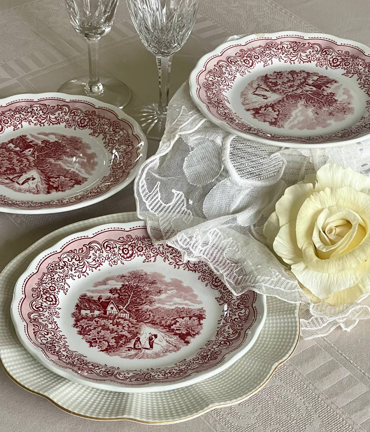 12 dessert plates Fontebasso Italy.