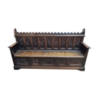 Bench chest oak end XIX