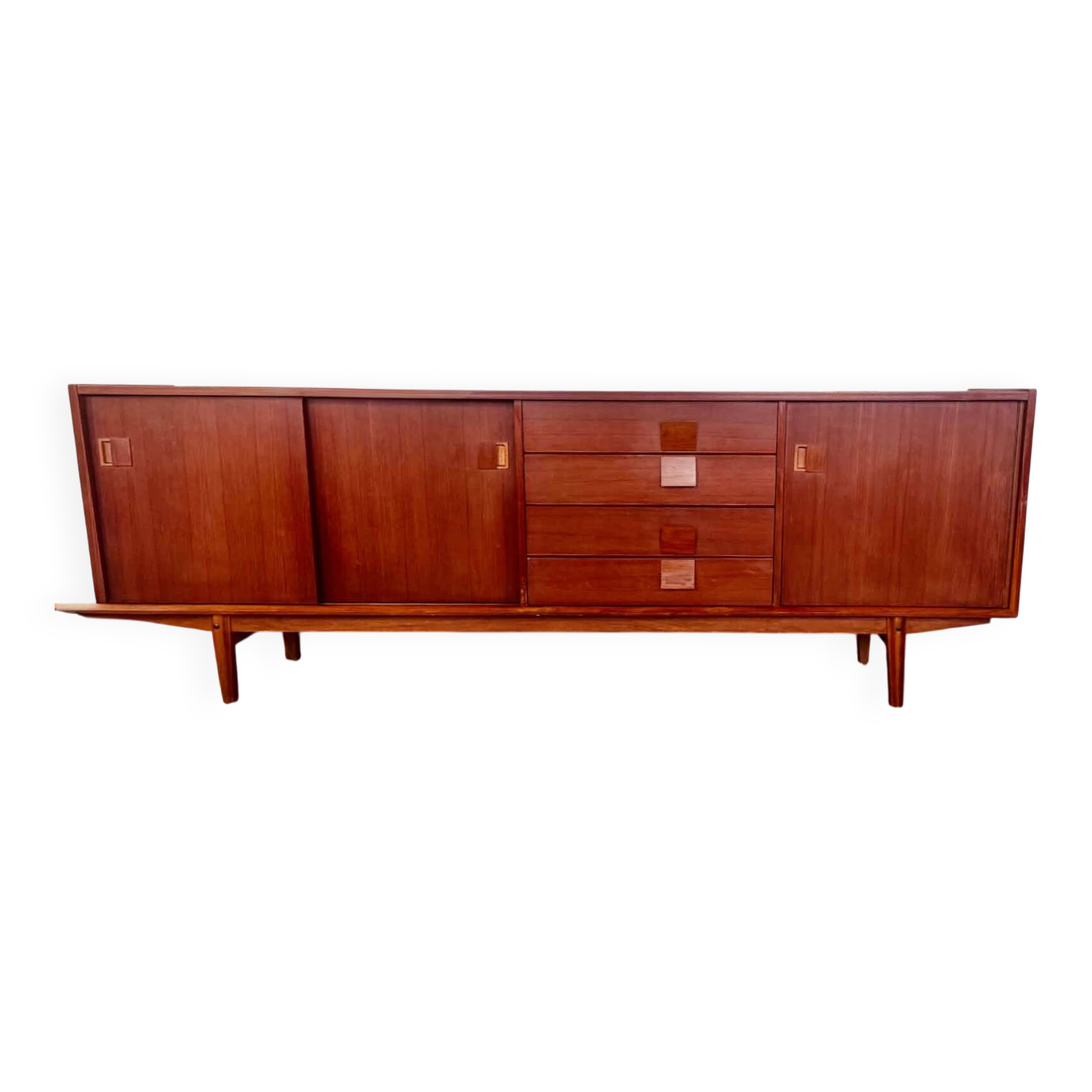 Scandinavian teak sideboard, 230 cm long, with 3 doors and 4 drawers.