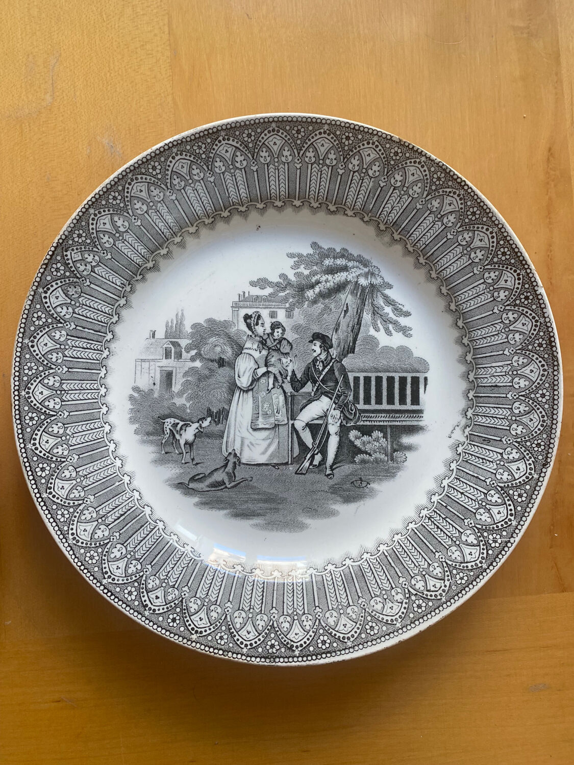 Creil Montereau - duo of plates