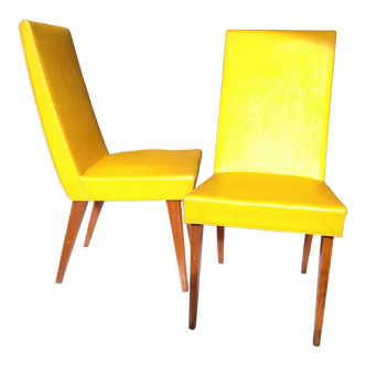 Paire de chaises jaunes skaï jaune années 60