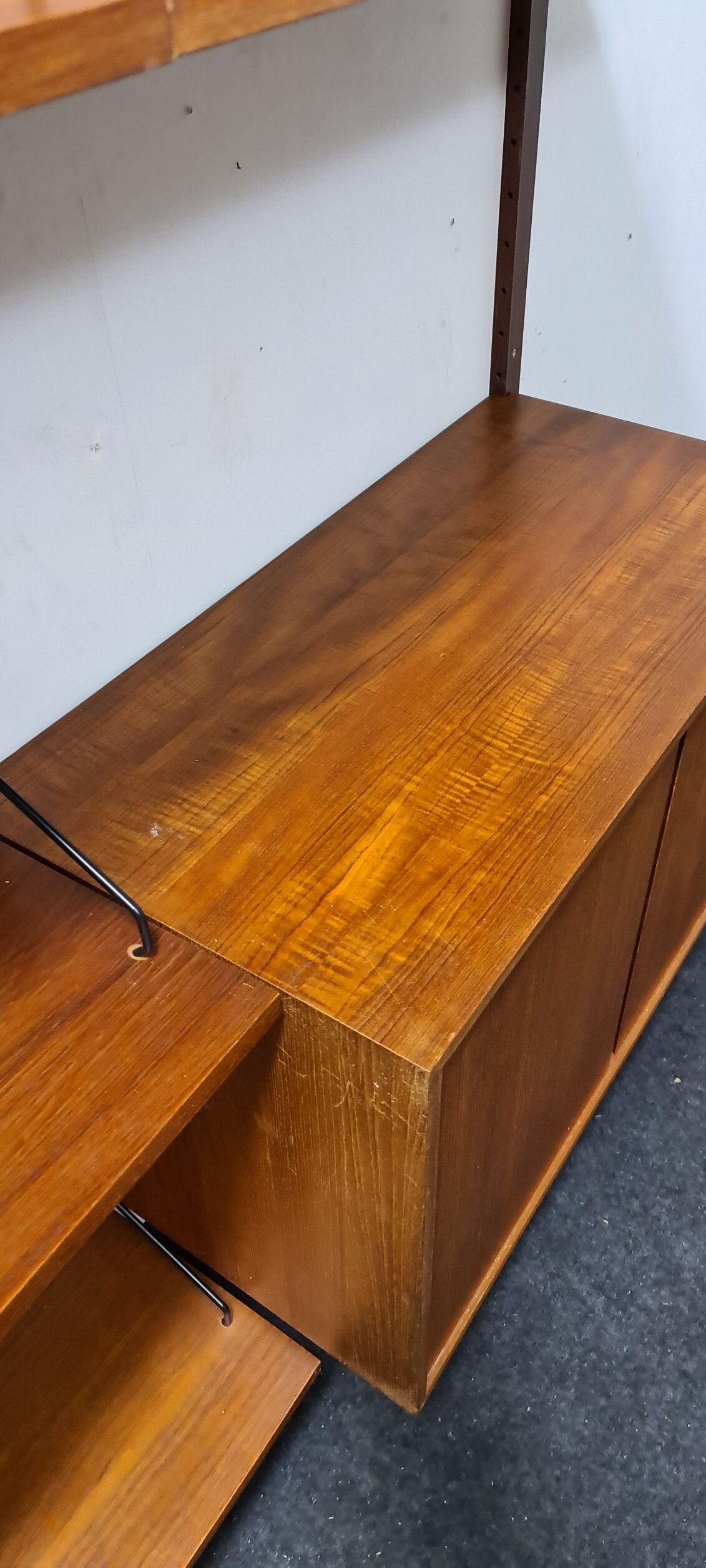 Bibliothèque murale en teck vintage