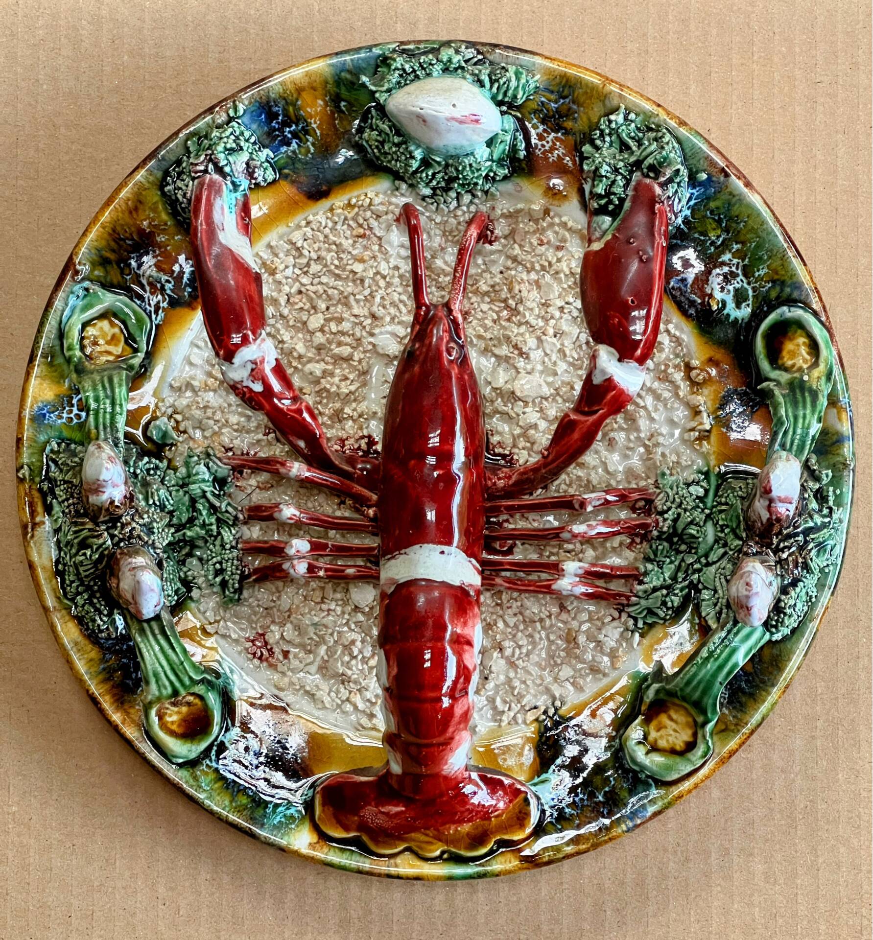 Vintage wall plate in ceramic majolica – Lobster decor in r