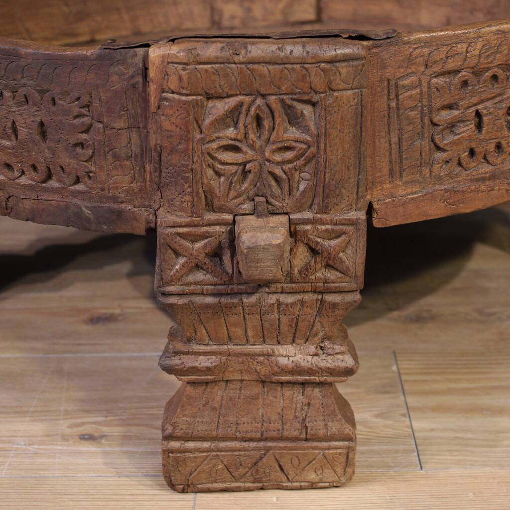 Table basse indienne, 20ème siècle