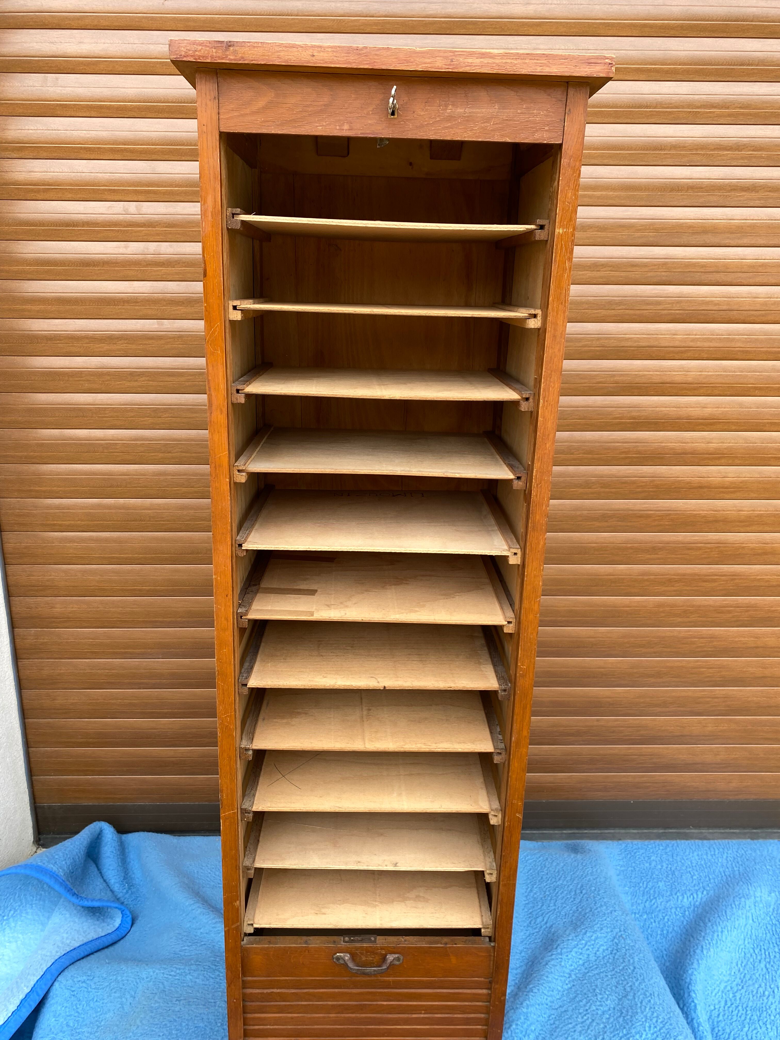 Curtain cabinet binder
