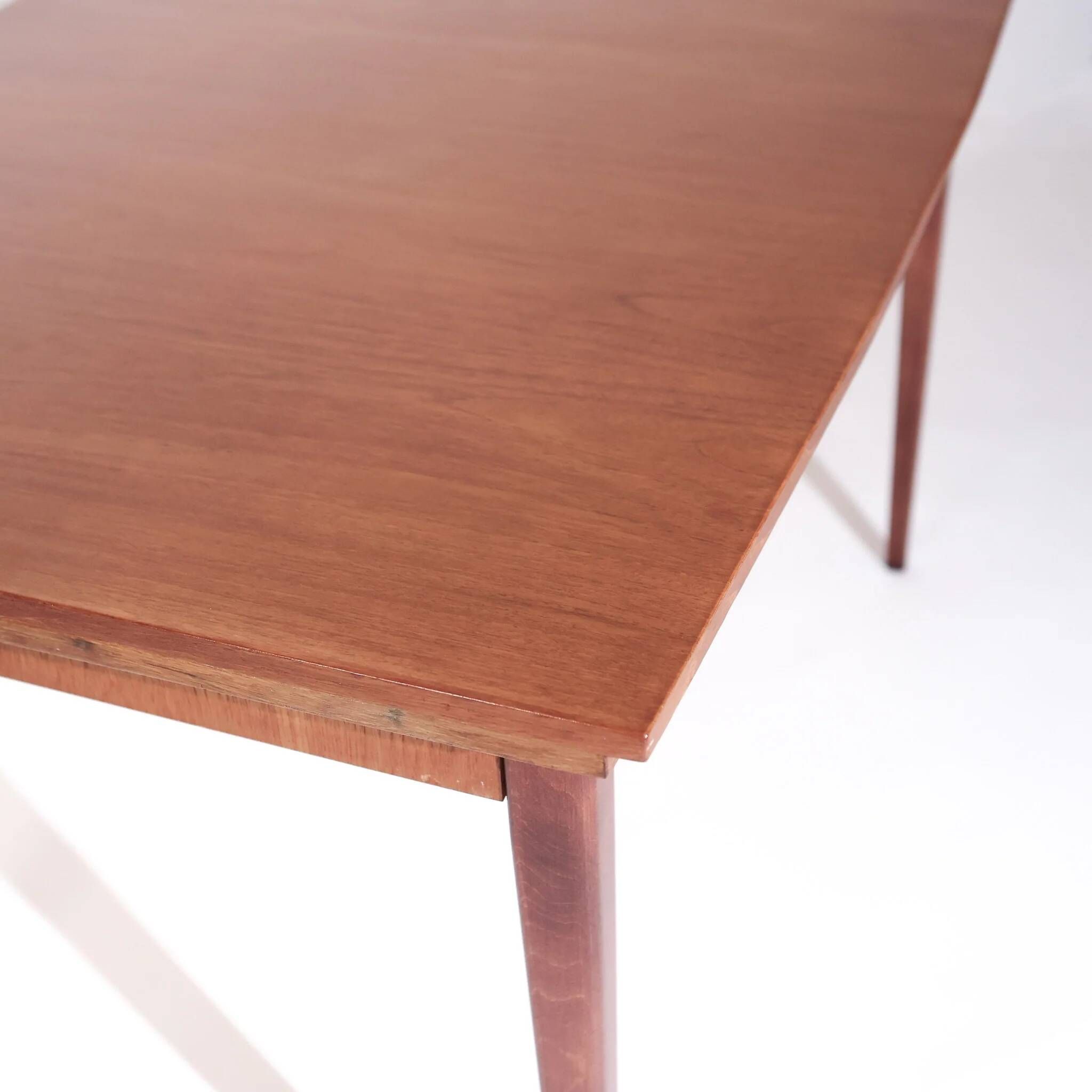 Mid-century modern Scandinavian dining table with extensions in teak, 1960s.