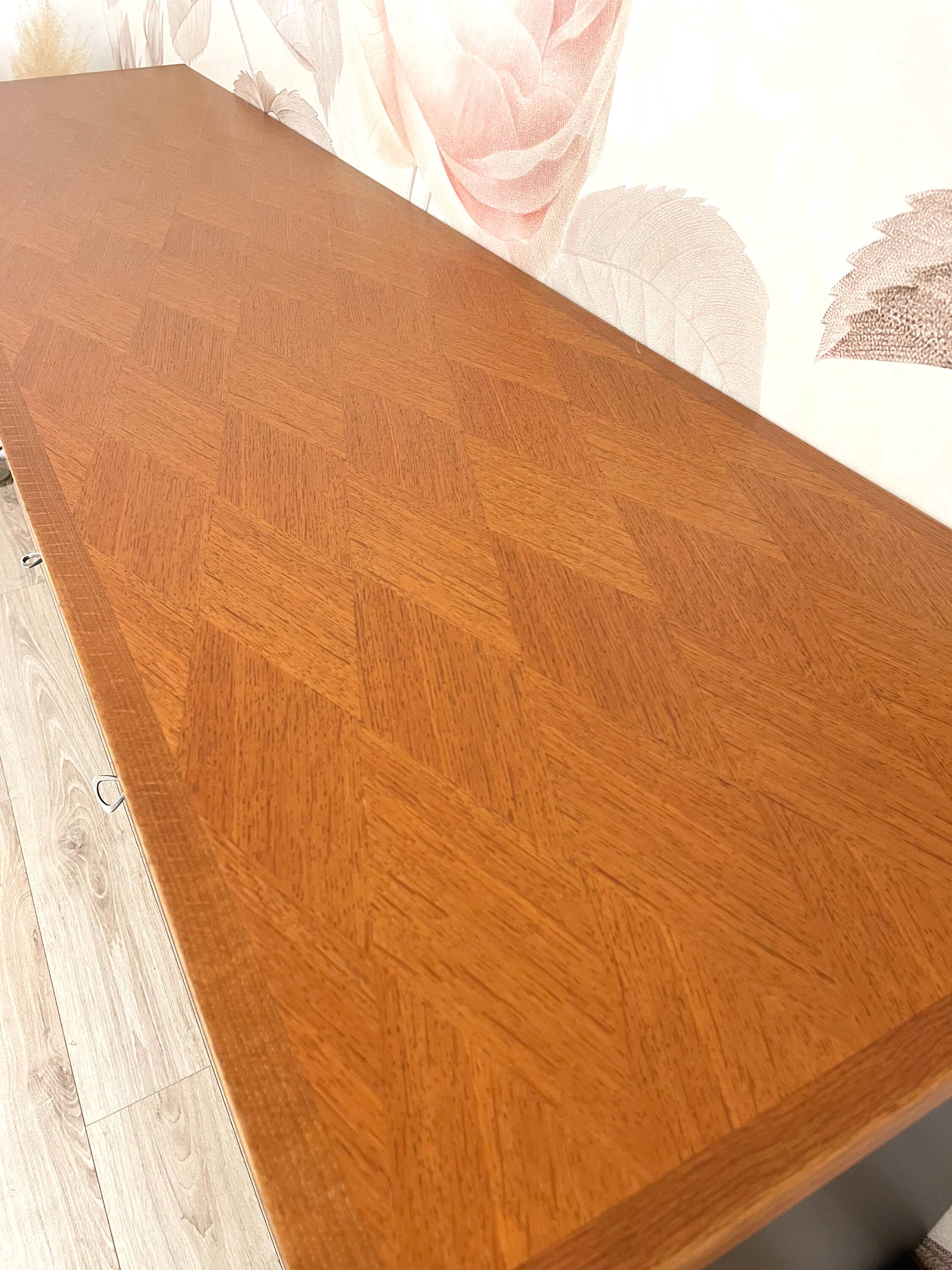 Revisited Vintage Enfilade