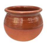 Matt and glazed round earthenware pot