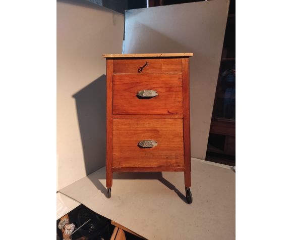 Art Deco bedside on roulette handle shells 1920-30